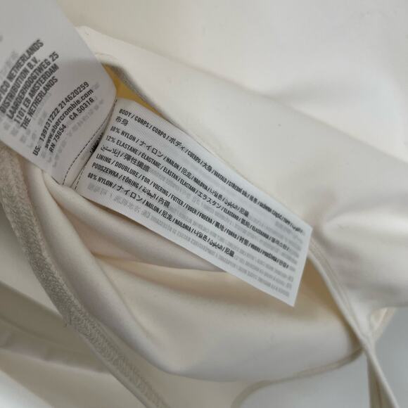 NWT Abercrombie & Fitch Cream Soft Collection Long Sleeve V-Neck Bodysuit (XS) - Picture 6 of 7